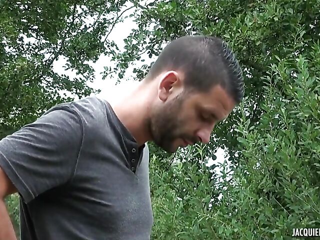 Natacha Guapa - Outdoor anal with a limping man