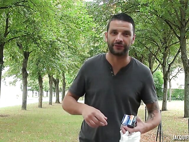 Natacha Guapa - Outdoor anal with a limping man