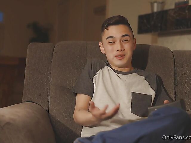 Hot big tits MILF seduces boy with Kendra Lust and Juan El Caballo Loco