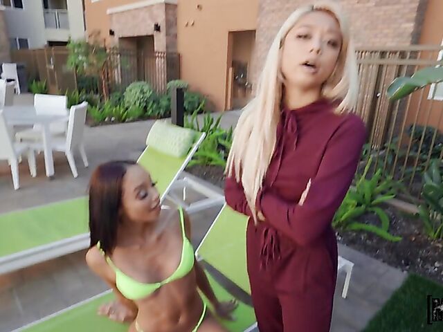 FFM interracial 3some with Alexis Tae and Gia Di Bella