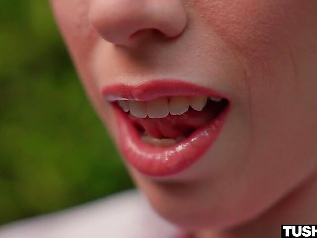 Ass fucking in the dark of the room with Jackie Hoff