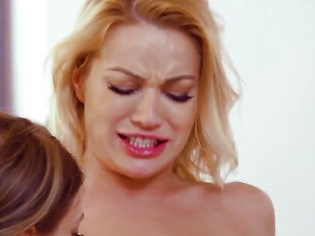 FFM anal euro threesome with pantyless tennis babes Cherry Kiss and Talia Mint