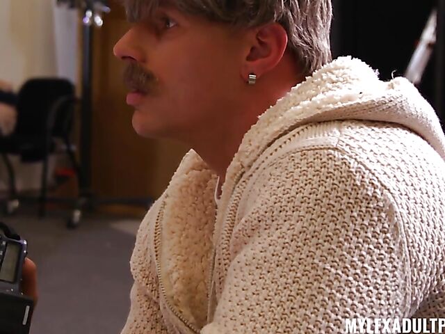 Nicole Love - Leggy brunette in high heels anal fucked on video