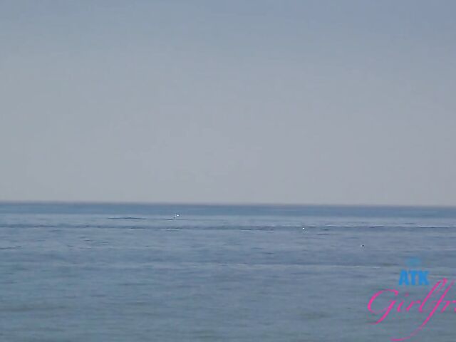 Riley Star - Naughty girlfriend with glasses POV trip to Malibu