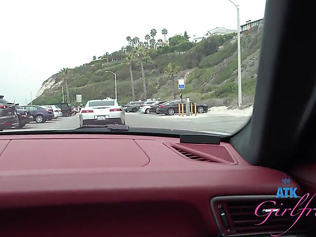 Riley Star - Naughty girlfriend with glasses POV trip to Malibu