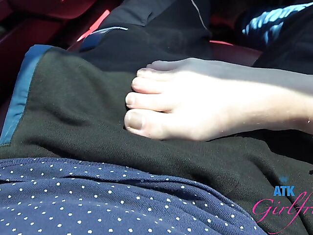 Riley Star - Naughty girlfriend with glasses POV trip to Malibu