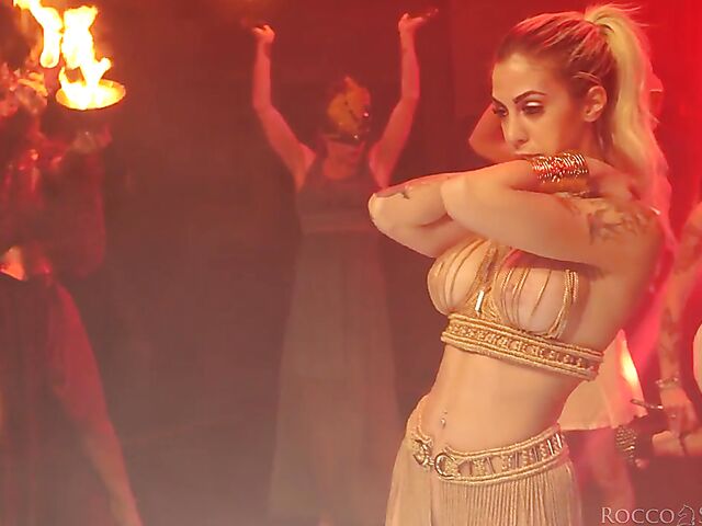 Crazy club orgy with Rocco Siffredi and Marika Milani