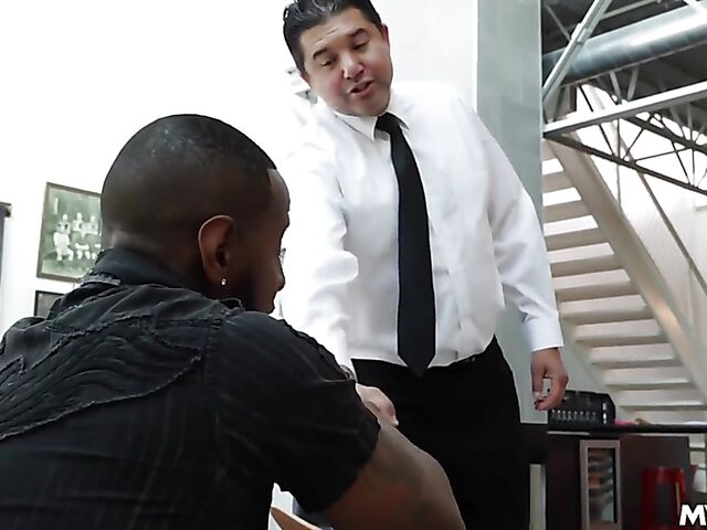 Kenzie Taylor - MILF blonde with big tits interracial blindfolded surprise