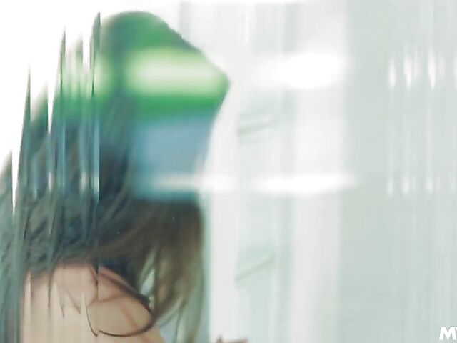 MILF India Summer threesome with teen Arielle Faye