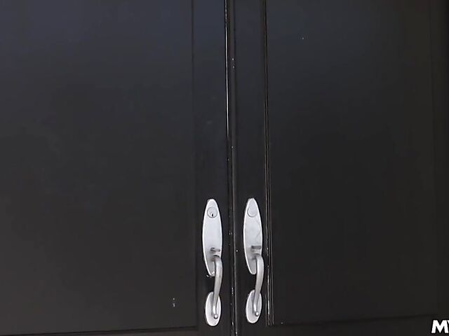 Fake tits threesome with Quinn Wilde and horny milf  Alexis Fawx