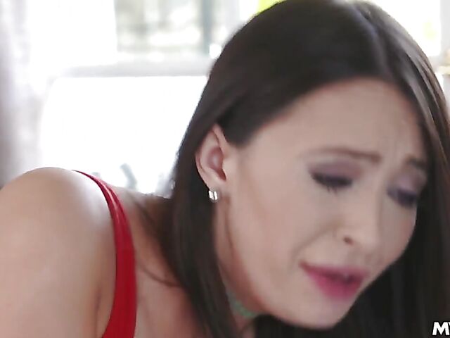 Fake tits threesome with Quinn Wilde and horny milf  Alexis Fawx