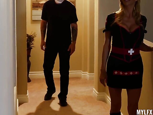 Alexis Fawx - Big tit MILF MMF 3some in a sexy costume