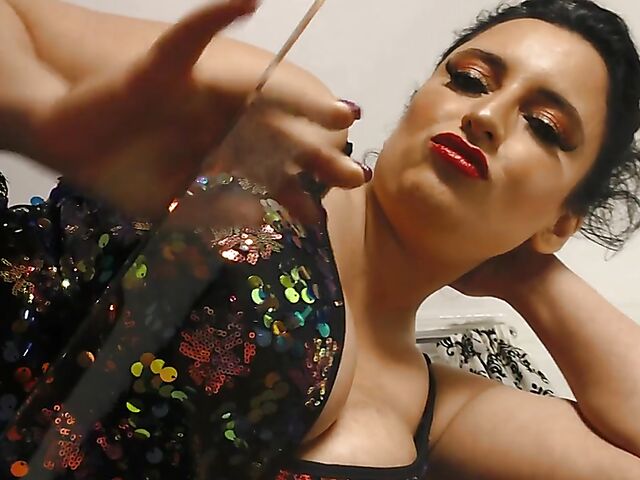 Big-breasted MILF dildo solo in black stockings featuring Jasmine De Launa