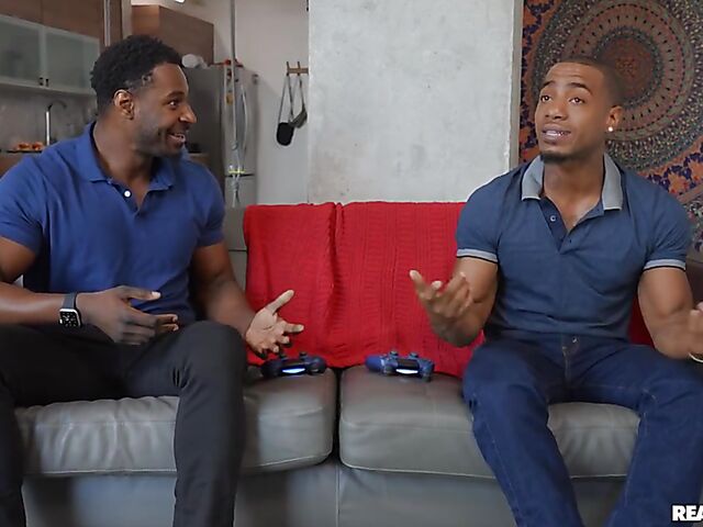 Interracial BBW threesome with plump latina Rose Kush