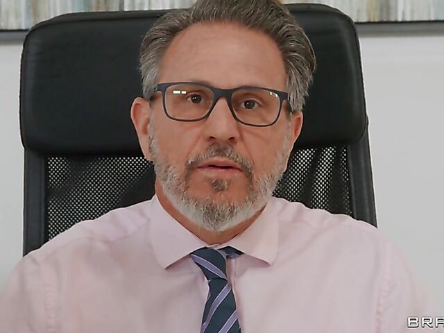 MILF Linzee Ryder is Keiran Lee's big tits co-worker