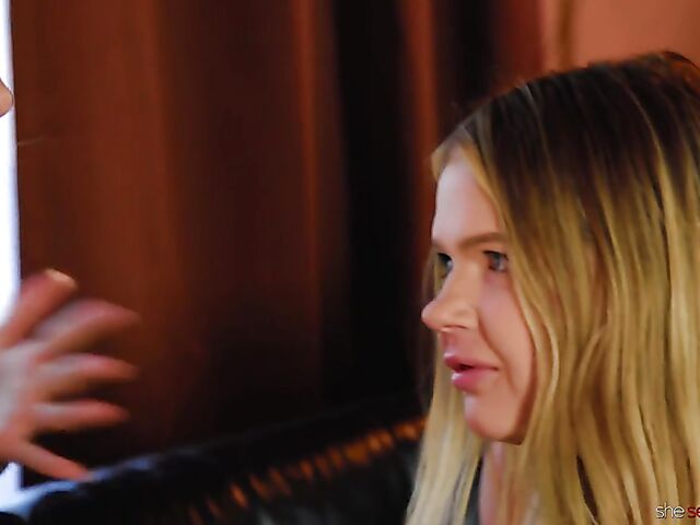 Alix Lynx & Coco Lovelock - Lesbian milf and teen go wild