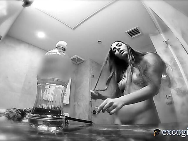 The next porn casting of all-natural girl Maddy