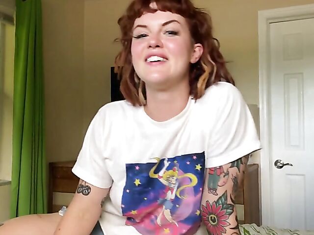 Sidney Summers - Girl with tattoo POV bedroom sex session