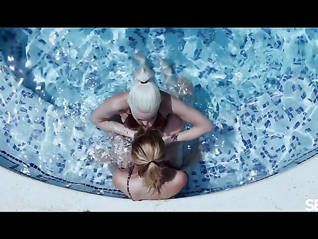 Lesbian pool lovers Christy White and Kelly Collins