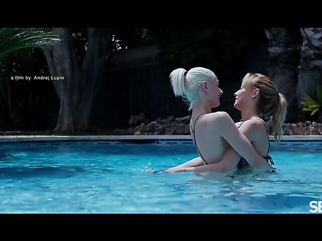 Lesbian pool lovers Christy White and Kelly Collins