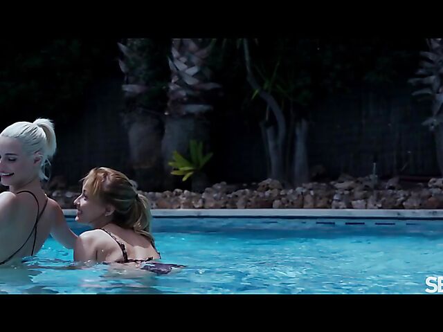 Lesbian pool lovers Christy White and Kelly Collins