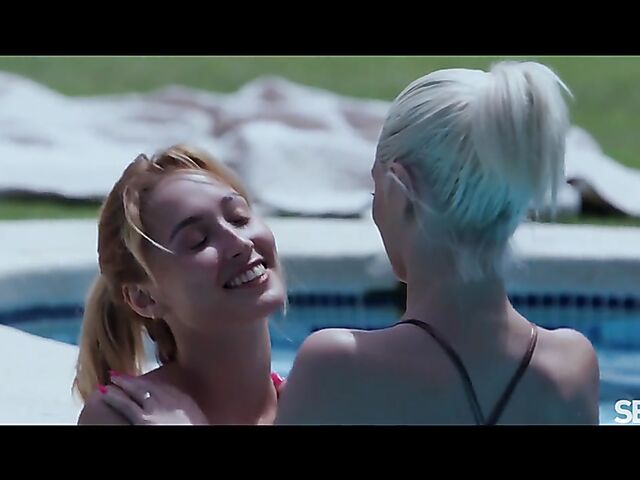 Lesbian pool lovers Christy White and Kelly Collins