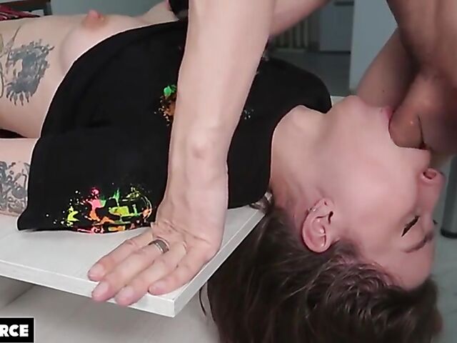 Table fuck in stockings and miniskirt with brunette teen Laruna Mave