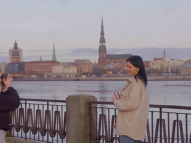 Matty & Simon Kitty - Romantic lesbian date and sex in the bathroom