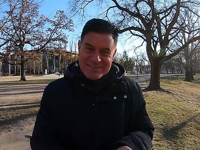 POV threesome with sweet girl Melody Marks