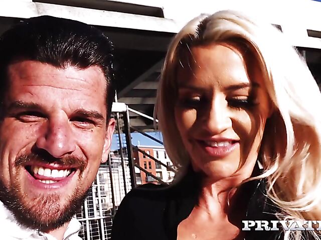 Blonde milf lingerie and boots fuck with Sienna Day