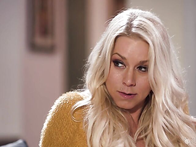 MILF Katie Morgan lesbian sex with teen Khloe Kapri