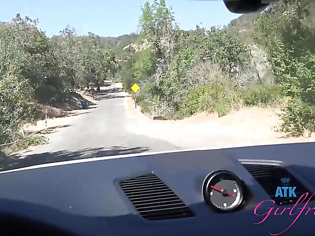 Leana Lovings - Teen with glasses POV adventure