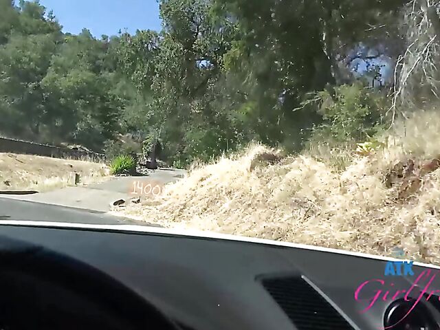 Leana Lovings - Teen with glasses POV adventure