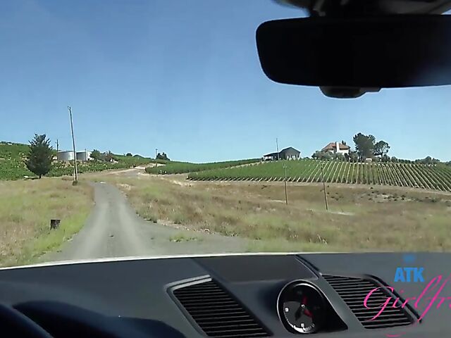 Leana Lovings - Teen with glasses POV adventure