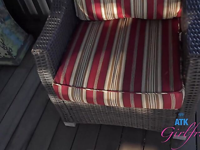 Leana Lovings - Teen with glasses POV adventure