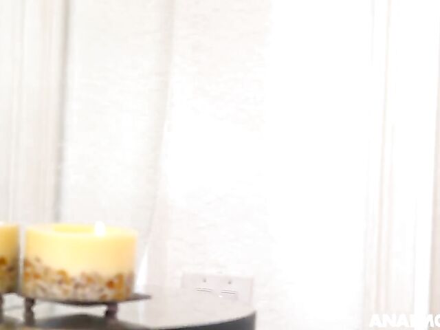 Quinn Waters - Anal mom with big titties and puffy pussy