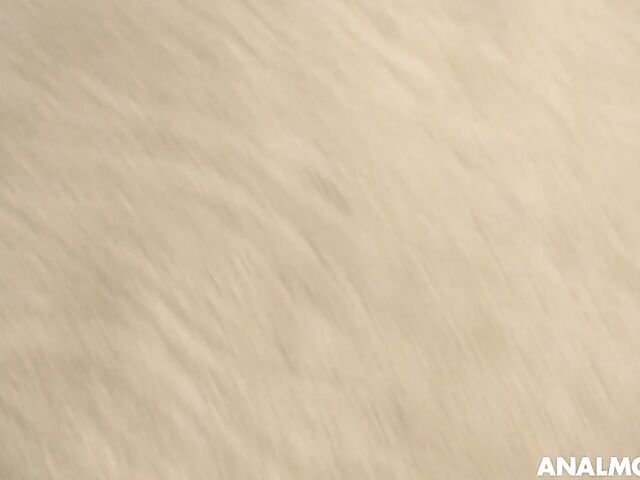 Quinn Waters - Anal mom with big titties and puffy pussy