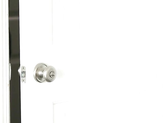 Shaved asian teen Kimmy Kimm wants to fuck