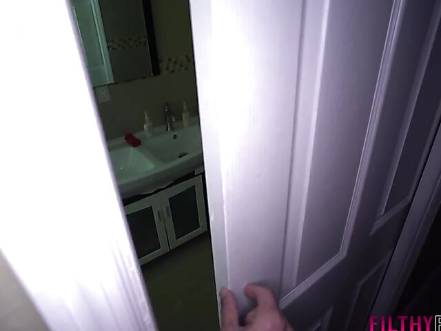 Toilet sex POV style with blonde teen Jessie Saint