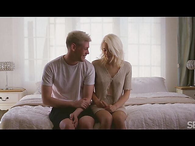 Blonde hair and sensual sex with petite Christy White