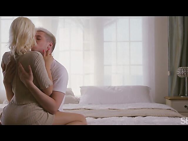 Blonde hair and sensual sex with petite Christy White