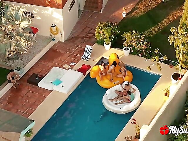 Summertime pool sex from your point of view with Leo Lulu and Luna Okko