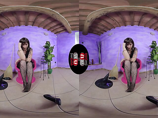 VR foot fetish with dirty talking witch Ammalia
