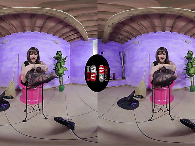 VR foot fetish with dirty talking witch Ammalia