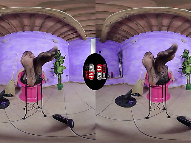 VR foot fetish with dirty talking witch Ammalia
