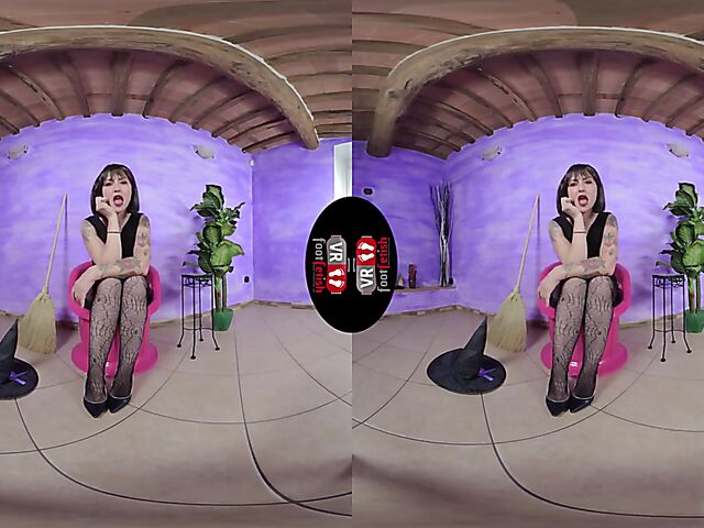 VR foot fetish with dirty talking witch Ammalia