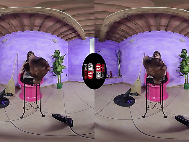 VR foot fetish with dirty talking witch Ammalia