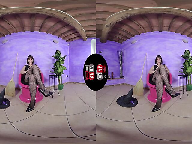 VR foot fetish with dirty talking witch Ammalia