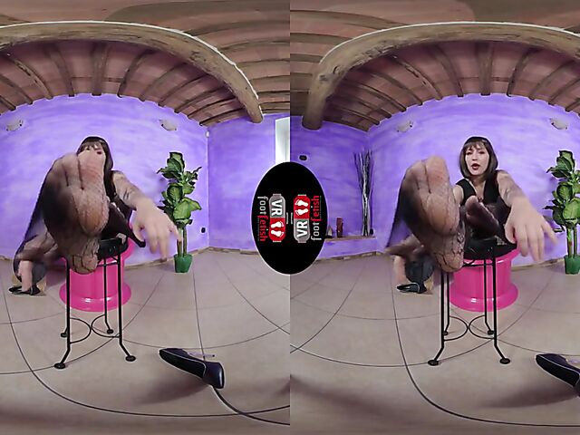 VR foot fetish with dirty talking witch Ammalia