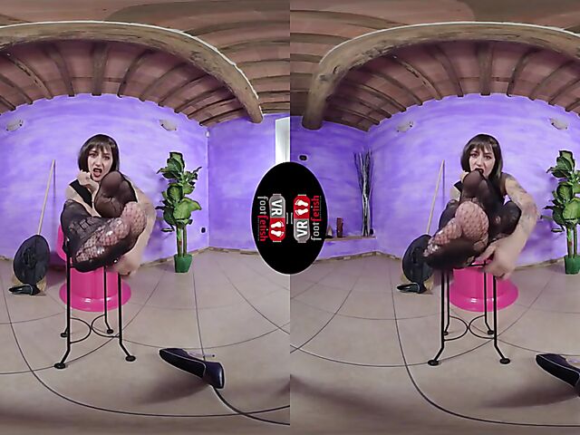 VR foot fetish with dirty talking witch Ammalia